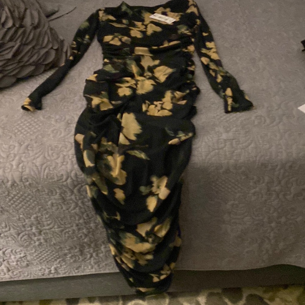 NWT Mesh Ruched Maxi Dress